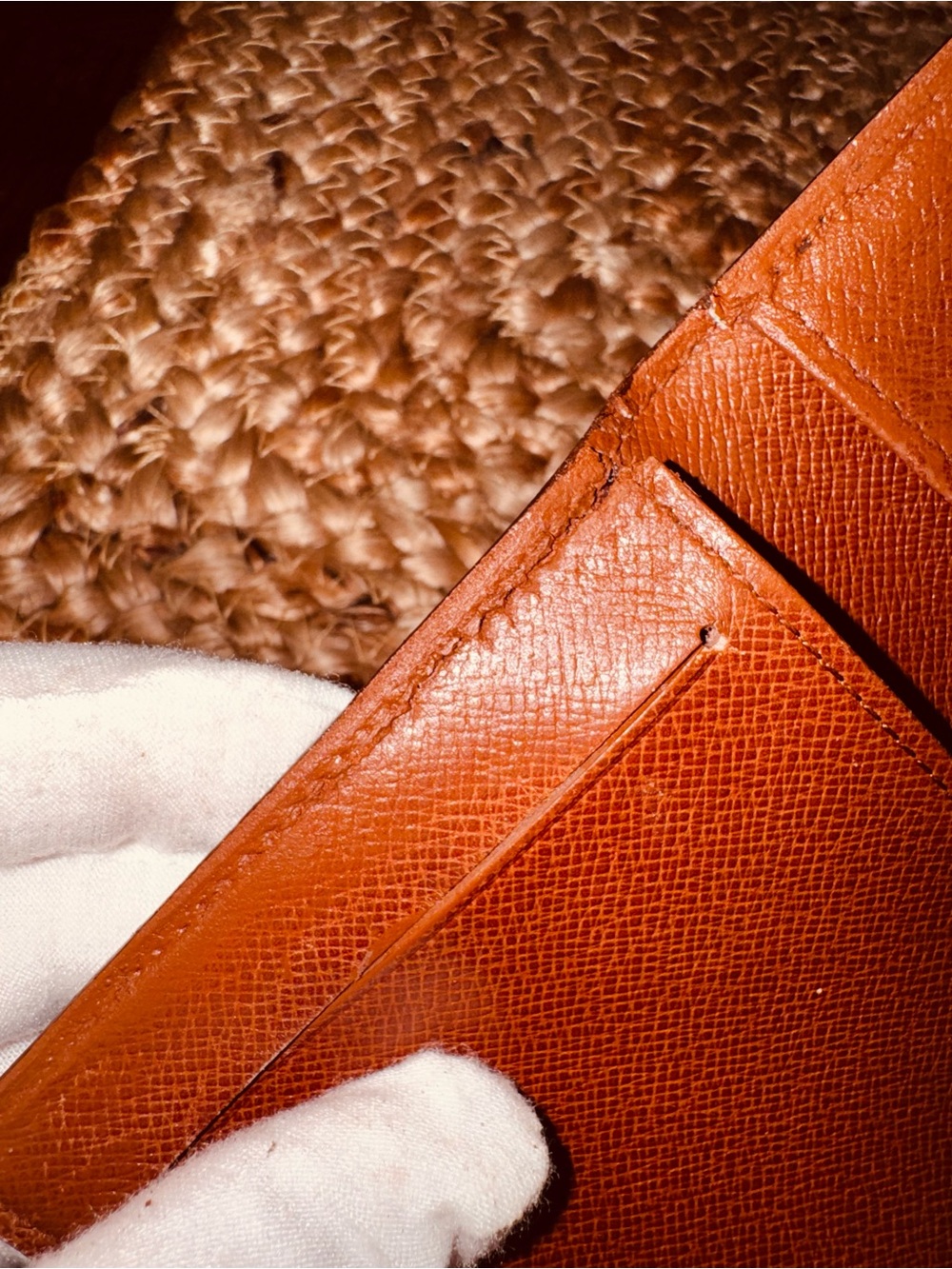 LOUIS VUITTON
Monogram Porte Valeurs
Checkbook Wallet 2012 - Picture 10 of 13